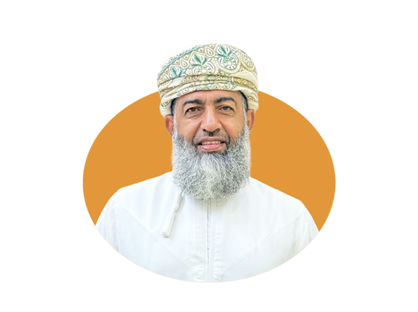 الدكتور محمد بن عامر المعمري
